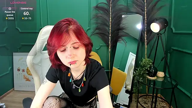 Snapshot of _L_o_r_r_y_ chatting on November 2025 01:45:01 PM L o r r y online show from November 2025 01:45:01 PM