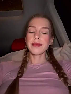 Snapshot of kira_mia chatting on January 2026 04:23:01 PM kira mia online show from January 2026 04:23:01 PM