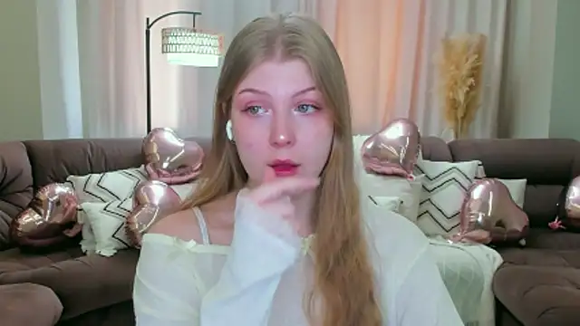 Stella Light online show from March 2026 04:28:02 AM