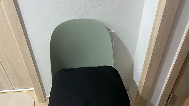 jihoooon 00 online show from November 2025 02:31:02 PM