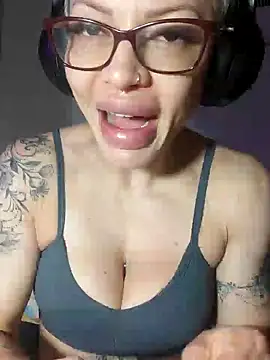 Monroecarolina online show from October 2025 05:57:02 AM