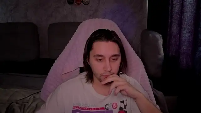 Snapshot of Pohyi_ chatting on March 2026 08:32:02 AM Pohyi online show from March 2026 08:32:02 AM