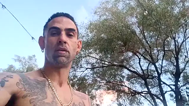 alphacloudGod online show from April 2026 02:14:01 AM