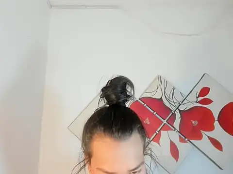 Snapshot of Wednesholestarr chatting on November 2025 08:00:01 PM Wednesholestarr online show from November 2025 08:00:01 PM