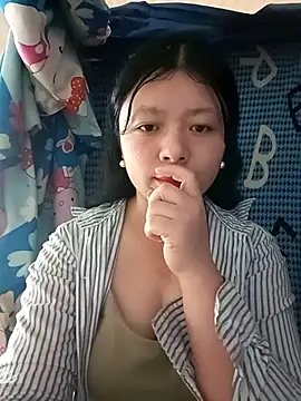 lisa-bae00 online show from April 2026 01:17:01 AM