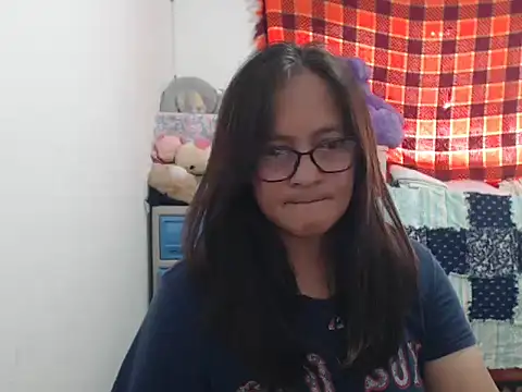 Kinkybela2025 online show from November 2025 12:49:01 AM