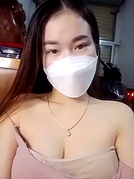 Snapshot of Family-Lovee chatting on November 2025 07:47:01 PM Family-Lovee online show from November 2025 07:47:01 PM