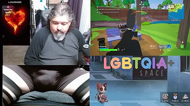 Snapshot of geekycastillo chatting on November 2025 04:00:01 AM geekycastillo online show from November 2025 04:00:01 AM