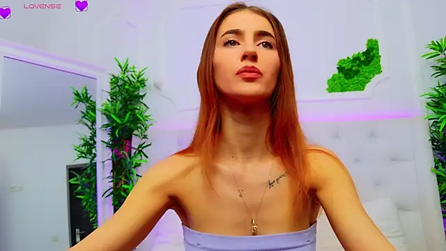 ElisaCharm online show from November 2025 03:50:02 AM