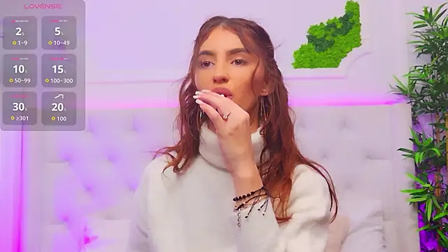 ElisaCharm online show from February 2026 03:32:01 AM