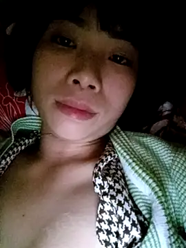 mekaka00 online show from December 2025 01:05:02 PM