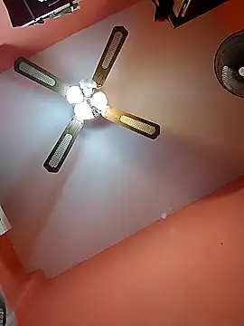 Danii2005 online show from October 2025 01:56:01 PM