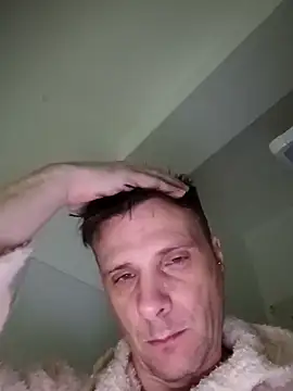 Snapshot of OffshoreCenterline3 chatting on February 2026 05:06:02 PM OffshoreCenterline3 online show from February 2026 05:06:02 PM