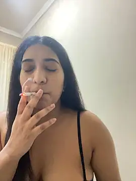 Snapshot of Your_Girl_Zara chatting on November 2025 04:11:02 PM Your Girl Zara online show from November 2025 04:11:02 PM