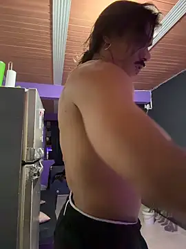 caiiobahia online show from December 2025 03:00:02 AM