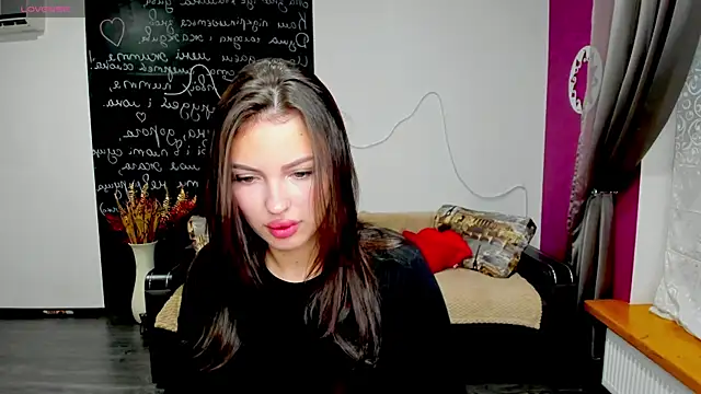 KittyShenson online show from July 2026 05:39:01 PM