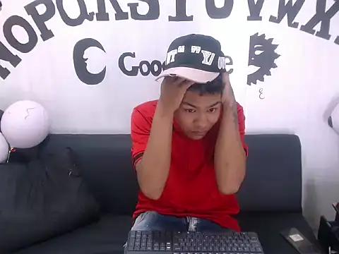 Yordi Alpha online show from October 2025 12:30:01 PM