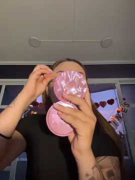 Snapshot of Beella1_ chatting on February 2026 12:01:02 PM Beella1 online show from February 2026 12:01:02 PM