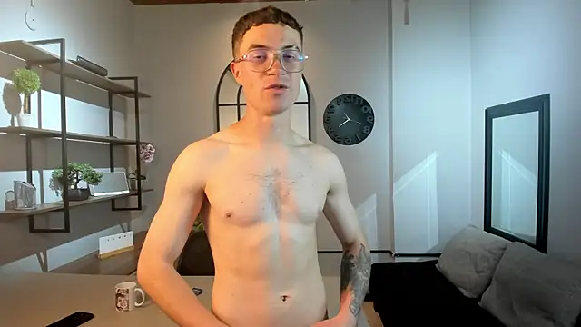 Lil James online show from May 2026 08:15:01 PM
