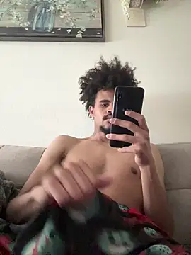 Snapshot of Mrmakeherwet_Tez chatting on February 2026 04:38:01 PM Mrmakeherwet Tez online show from February 2026 04:38:01 PM