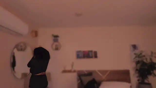 YariRose online show from February 2026 02:01:02 PM