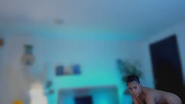 YariRose online show from July 2026 03:40:02 PM