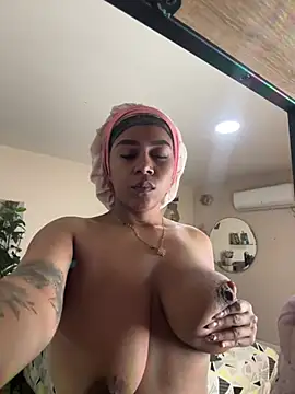 YariRose online show from July 2026 03:14:02 PM