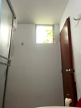 Selena Roa online show from October 2025 12:13:02 PM