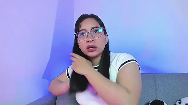 Snapshot of miah_storm chatting on December 2025 02:50:02 AM miah storm online show from December 2025 02:50:02 AM