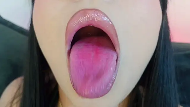 mia roux1 online show from April 2026 11:29:02 PM