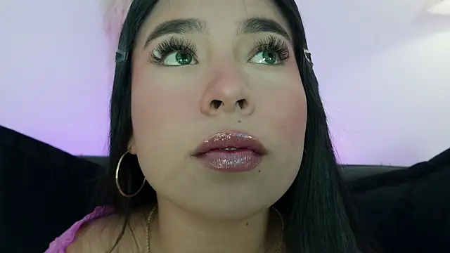 mia roux1 online show from May 2026 11:20:01 PM