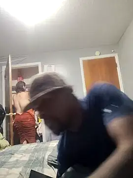 Snapshot of mrspowercouple93 chatting on November 2025 02:11:02 AM mrspowercouple93 online show from November 2025 02:11:02 AM