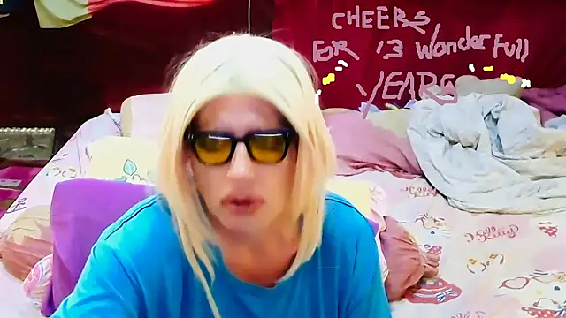 horni4luv online show from February 2026 08:01:02 AM