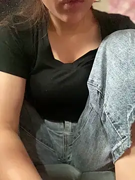 kitty-20x online show from April 2026 12:08:01 AM