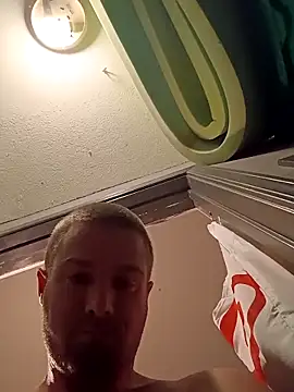 Snapshot of DadDDick925 chatting on October 2025 02:43:02 PM DadDDick925 online show from October 2025 02:43:02 PM