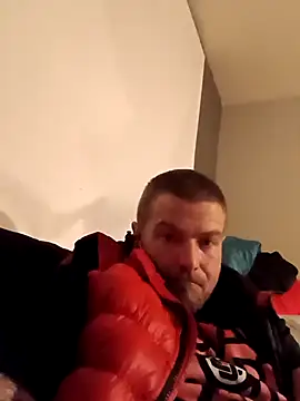 Snapshot of DadDDick925 chatting on October 2025 07:21:01 AM DadDDick925 online show from October 2025 07:21:01 AM