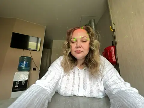  GloriaLowe  online show from October 2025 08:18:01 AM