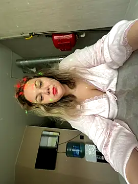  GloriaLowe  online show from October 2025 07:23:01 AM