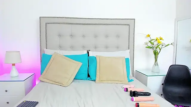 Angyrios online show from April 2026 05:57:01 PM