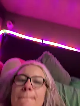 lostinherwonderland online show from October 2025 07:43:01 AM