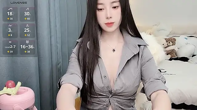Xiaotaimei 666 online show from February 2026 02:40:02 PM