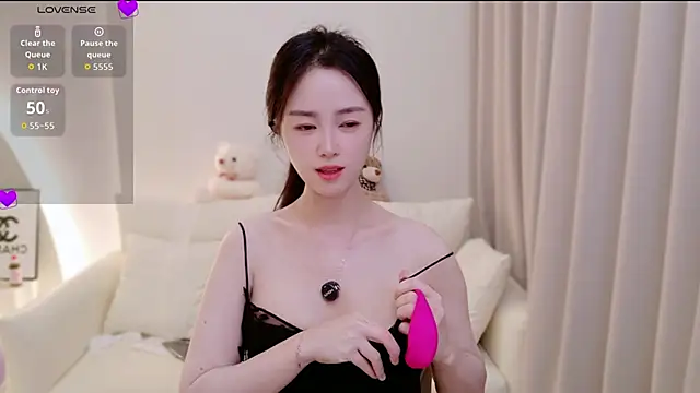 Xiaotaimei 666 online show from May 2026 05:29:01 PM