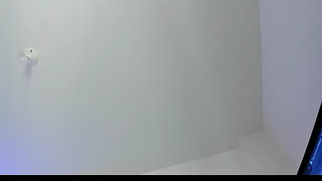 Snapshot of eimyy_rouse chatting on February 2026 08:05:01 PM eimyy rouse online show from February 2026 08:05:01 PM