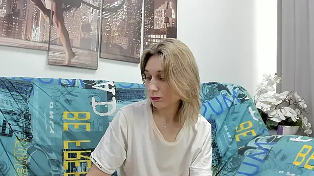 Tenderly Sophie online show from March 2026 02:04:02 AM