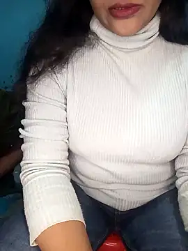 Snapshot of CoupleShow_432 chatting on November 2025 03:45:01 PM CoupleShow 432 online show from November 2025 03:45:01 PM