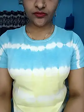 Snapshot of CoupleShow_432 chatting on February 2026 11:42:02 AM CoupleShow 432 online show from February 2026 11:42:02 AM