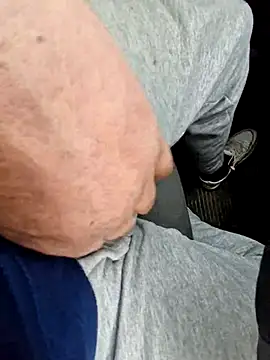 Snapshot of Djemi_7 chatting on February 2026 09:04:02 AM Djemi 7 online show from February 2026 09:04:02 AM