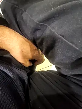 Snapshot of Djemi_7 chatting on February 2026 10:22:02 AM Djemi 7 online show from February 2026 10:22:02 AM