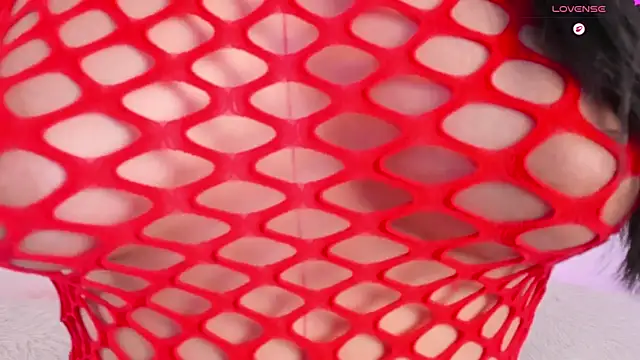 Sophie Duarte online show from December 2025 05:03:01 AM