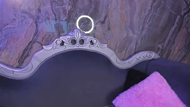 sydney miller  online show from December 2025 11:21:01 PM